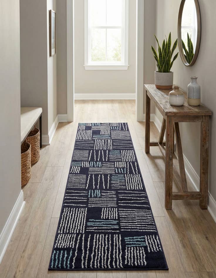 Detail image of 2' x 8' Hanahan Runner Rug