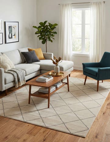 White and Silver Vogue Geo Square Rug