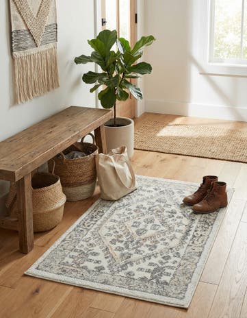 Ivory Aurelia Rug