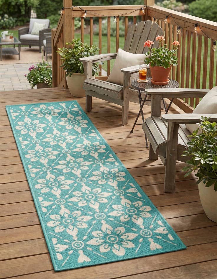 Detail image of  2' x 6'  Washable Lattice Indoor / Outdoor Runner Rug