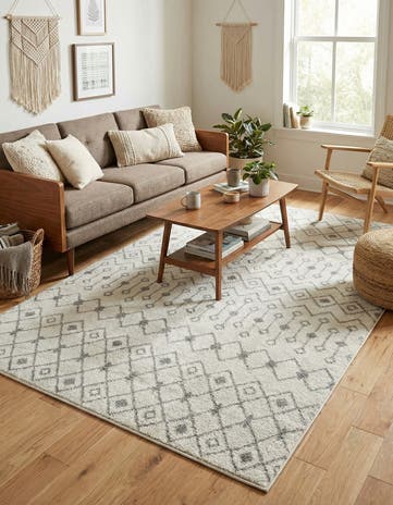 5' 3 x 8' Moroccan Trellis Rug