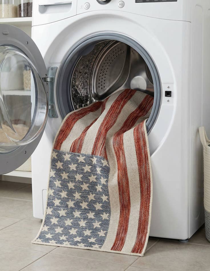 Detail image of 2' x 6'  Washable Jill Zarin Indoor / Outdoor Runner Rug