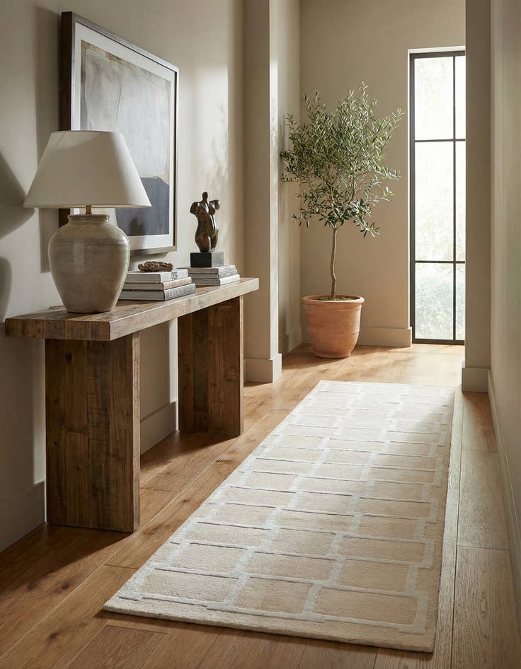 Detail image of 2' 10 x 9' 10  Hand Knotted Darya Wool Runner Rug