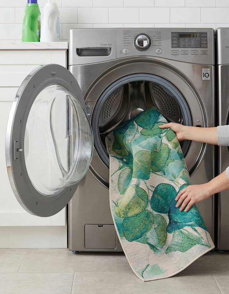 Detail image of 2' 7 x 10'  Washable Botanical Indoor / Outdoor Runner Rug