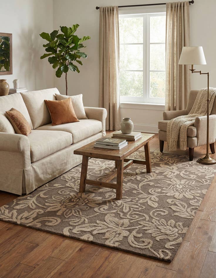 Detail image of 5' x 8' Agra Wool Rug