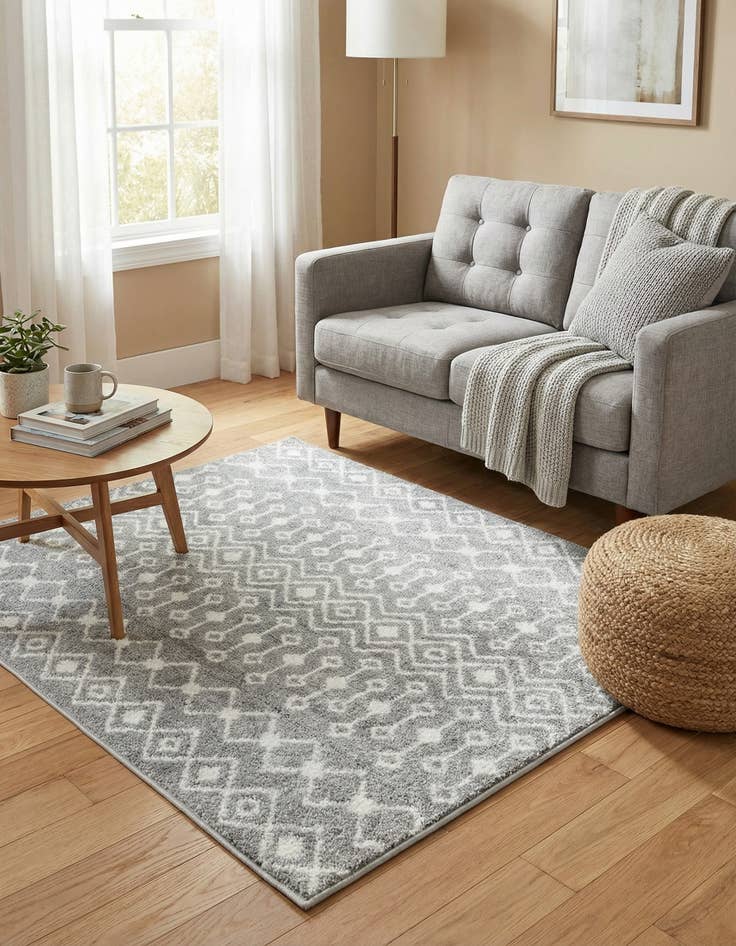 Detail image of  4' x 4' Moroccan Trellis Square Rug