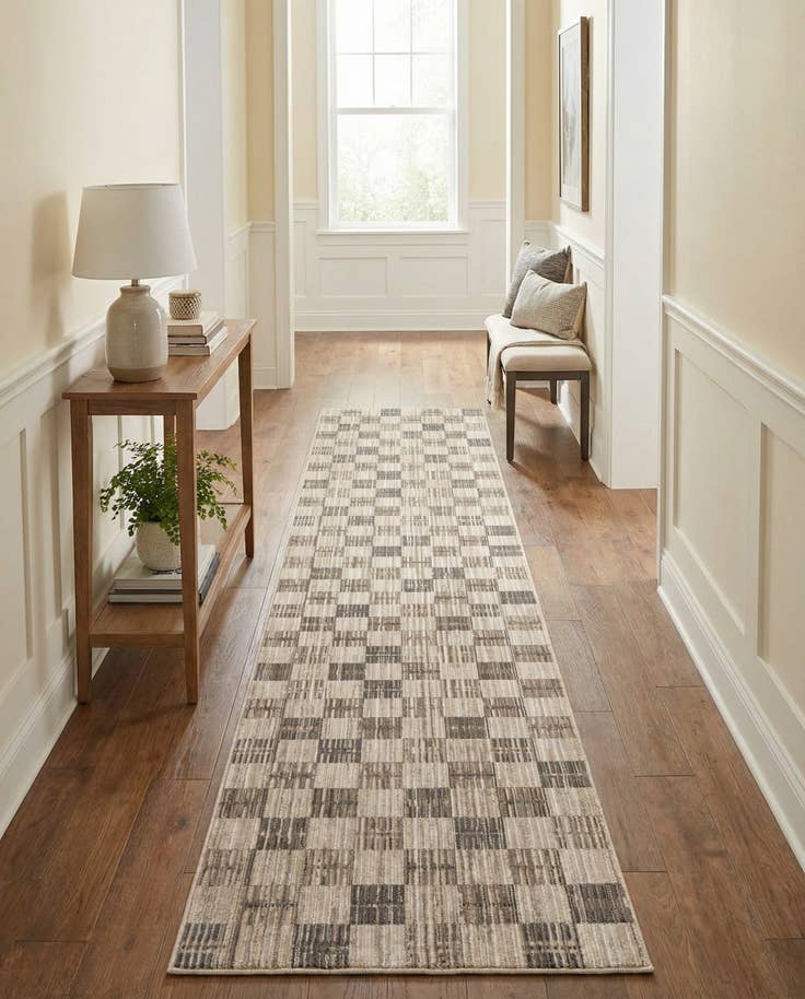 Detail image of 2' 7 x 12' Silta Runner Rug