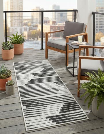 2' x 5' 3 Easy-Clean Modern Indoor / Outdoor Runner Rug