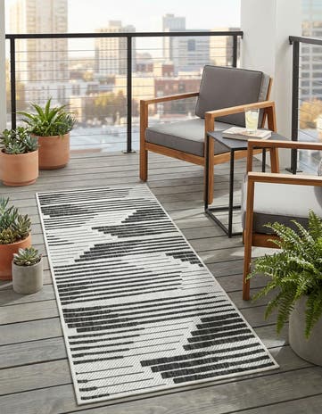 2' x 5' 3 Easy-Clean Modern Indoor / Outdoor Runner Rug