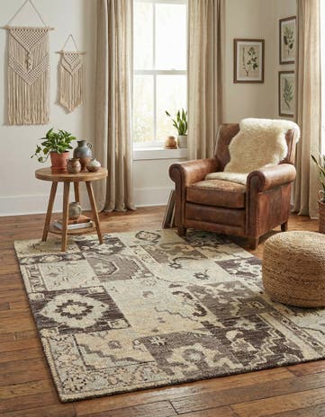 4' x 5' 8 Hand Knotted Patchwork Wool Rug