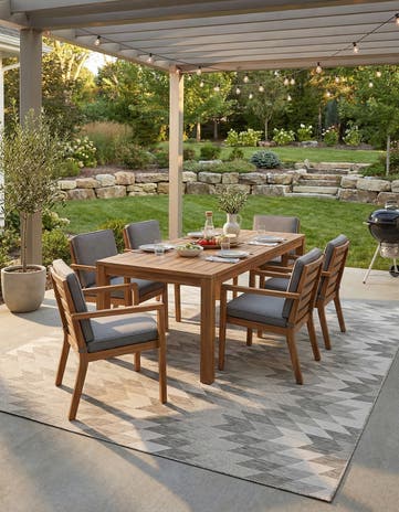 10' x 14' Easy-Clean Modern Indoor / Outdoor Rug