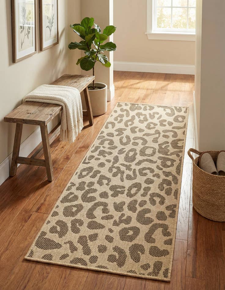 Detail image of  2' x 5' 3 Dunes Runner Rug