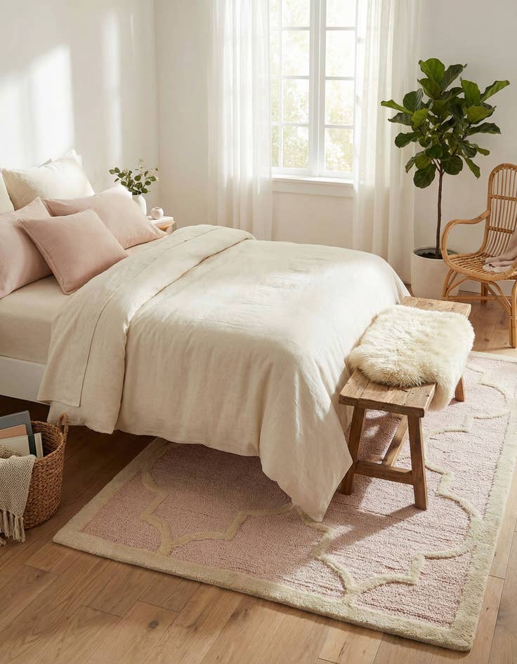 Detail image of 3' x 5' Luna Rug