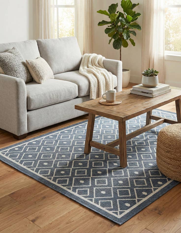 Detail image of 4' x 6'  Washable Trellis Indoor / Outdoor Rug