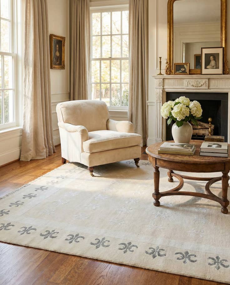 Detail image of 5' 8 x 8' Hand Knotted Darya Wool Rug