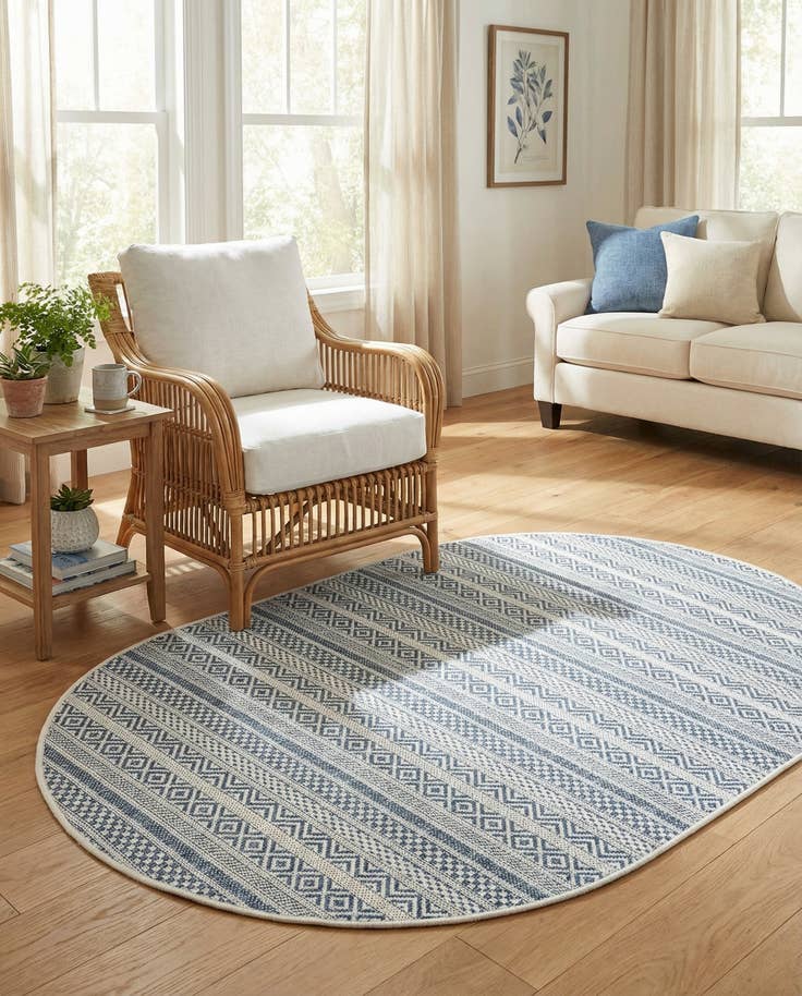 Detail image of 3' x 5' 3 Easy-Clean Ribbon Indoor / Outdoor Oval Rug