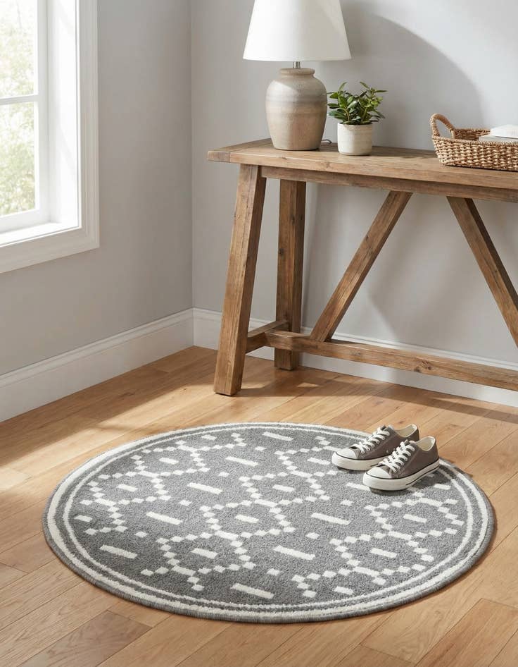 Detail image of 3' x 3' Oslo Round Rug