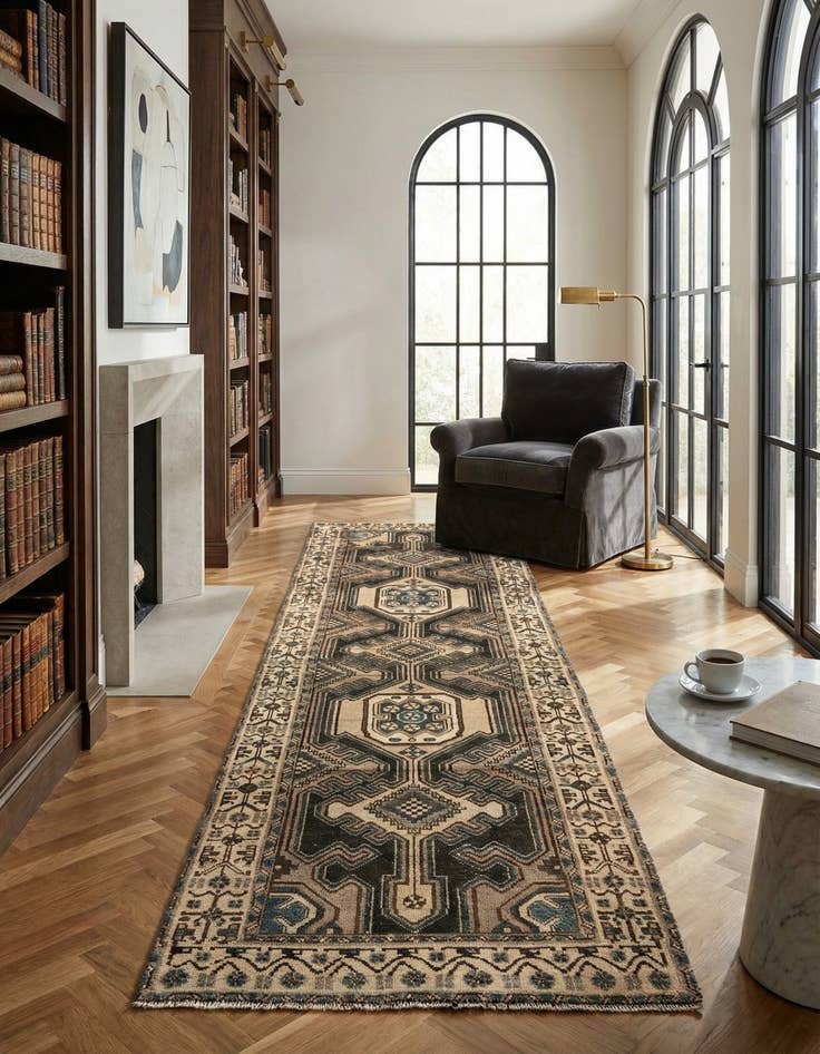 Detail image of  2' 11 x 9' 1 Vintage Runner Rug