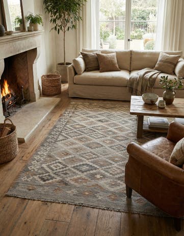 6' 6 x 9' 9 Hand Woven Kilim Maymana Wool Rug