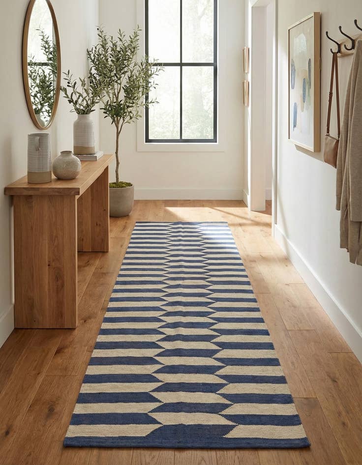 Detail image of 2' 8 x 9' 8  Hand Woven Kilim Modern Wool Runner Rug