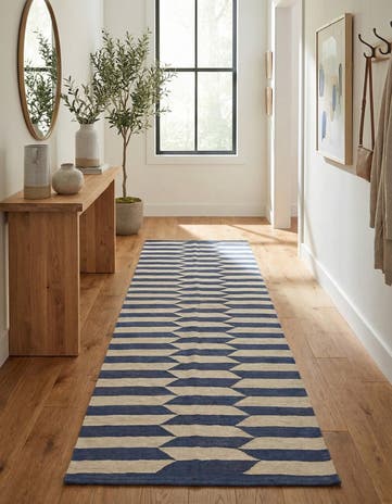 2' 8 x 9' 8 Hand Woven Kilim Modern Wool Runner Rug