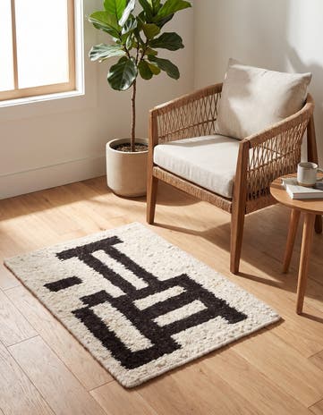 2' 2 x 2' 11 Hand Knotted Moroccan Wool Rug