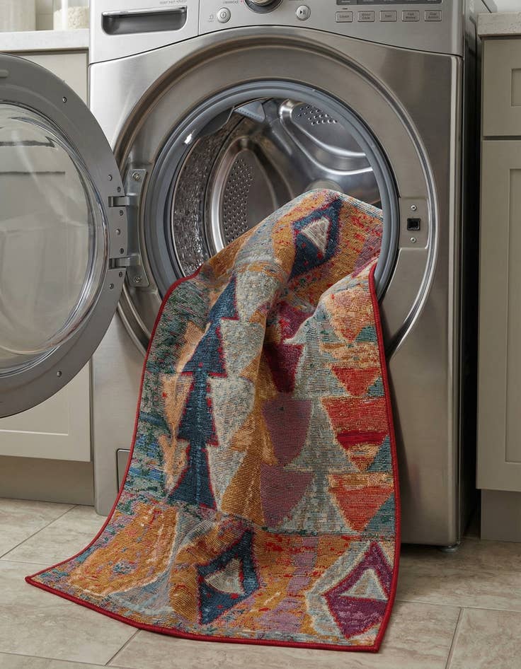 Detail image of 2' 7 x 7'  Washable Modern Indoor / Outdoor Runner Rug