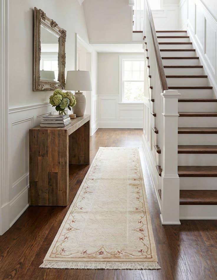 Detail image of 2' 9 x 9' 7  Hand Knotted Darya Wool Runner Rug