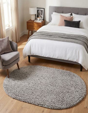 Silver Screen Marilyn Monroe&trade; Shag Oval Rug