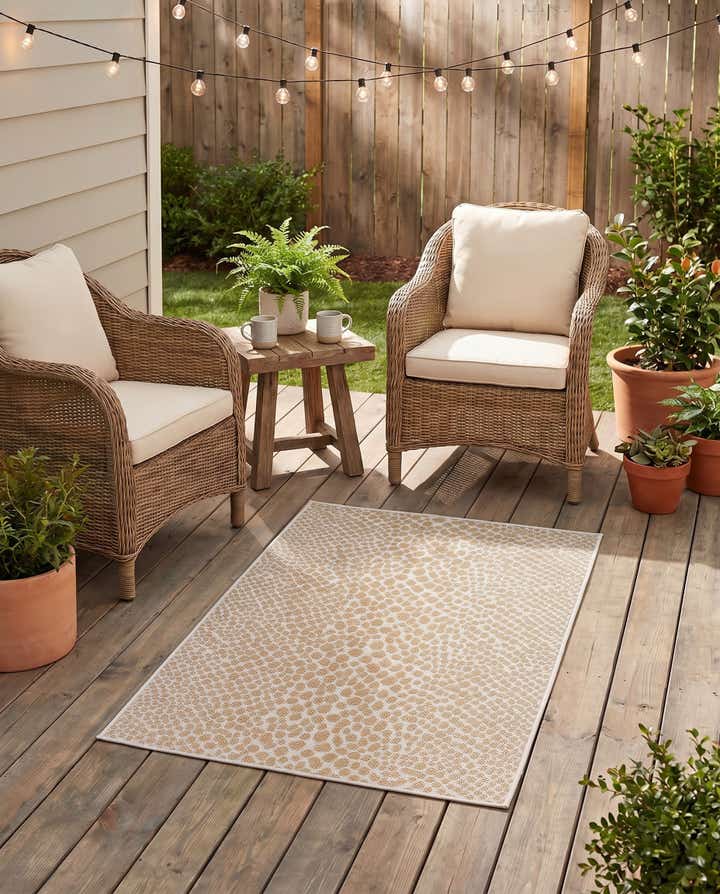 3' x 5' 3 Easy-Clean Jill Zarin Cape Town Indoor / Outdoor Rug