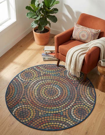 4' 1 x 4' 1 Easy-Clean Baja Indoor / Outdoor Round Rug