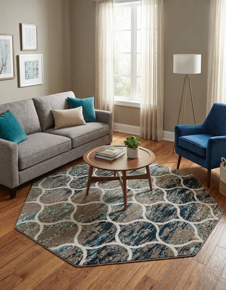 Detail image of  7' x 7' Lattice Frieze Octagon Rug