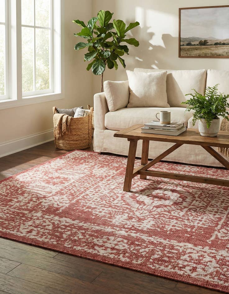 Detail image of 7' x 10' Easy-Clean Traditional Indoor / Outdoor Rug