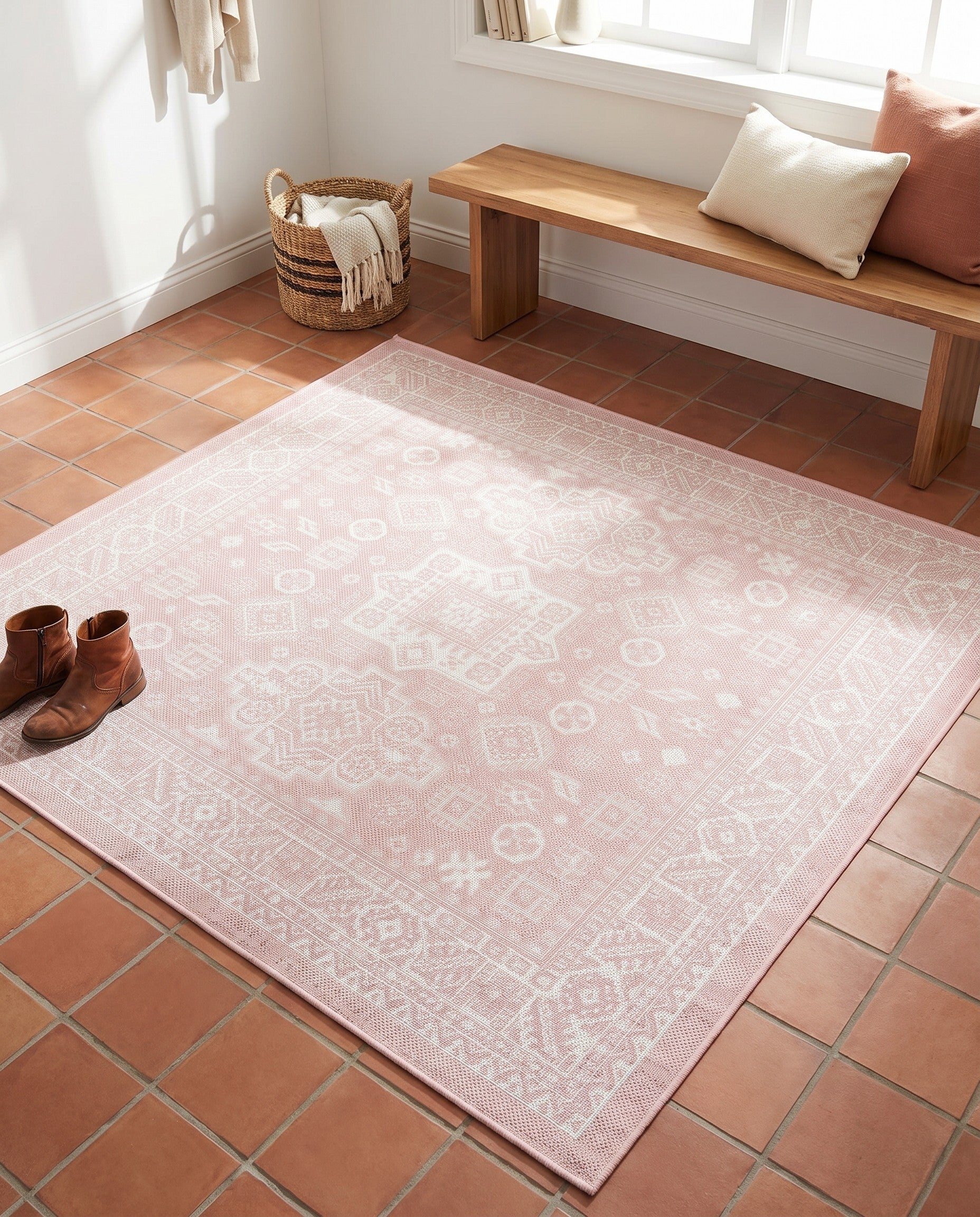 5' 3 x 5' 3 Easy-Clean Aztec Indoor / Outdoor Square Rug