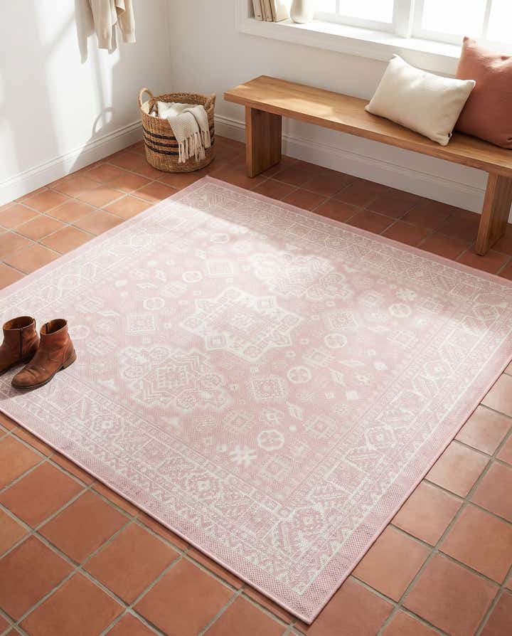 5' 3 x 5' 3 Easy-Clean Aztec Indoor / Outdoor Square Rug