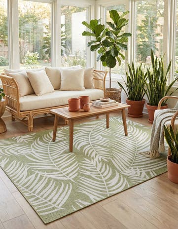 7' 10 x 10' Easy-Clean Botanical Indoor / Outdoor Rug