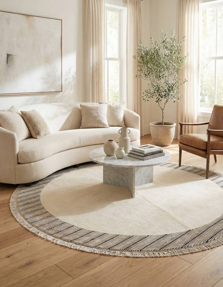 Detail image of 6' 6 x 6' 6  Hand Knotted Darya Wool Round Rug