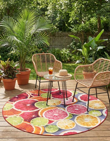 7' 10 x 7' 10 Easy-Clean Jill Zarin Caribbean Indoor / Outdoor Round Rug