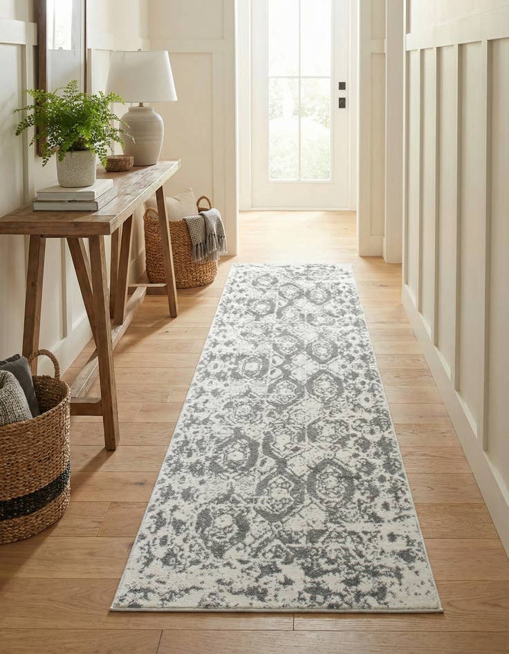 Detail image of 2' 7 x 10' Venice Runner Rug