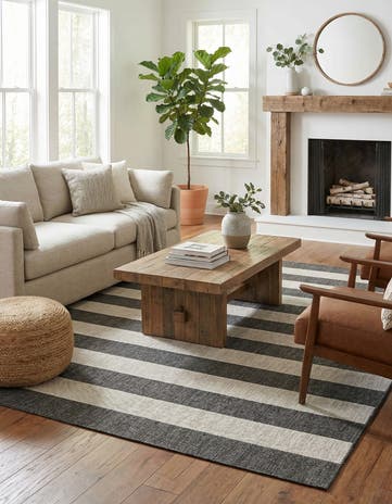 7' 10 x 11' Easy-Clean Ribbon Indoor / Outdoor Rug
