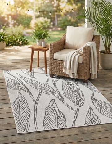 Charcoal Ivory Easy-Clean Botanical Indoor / Outdoor Rug