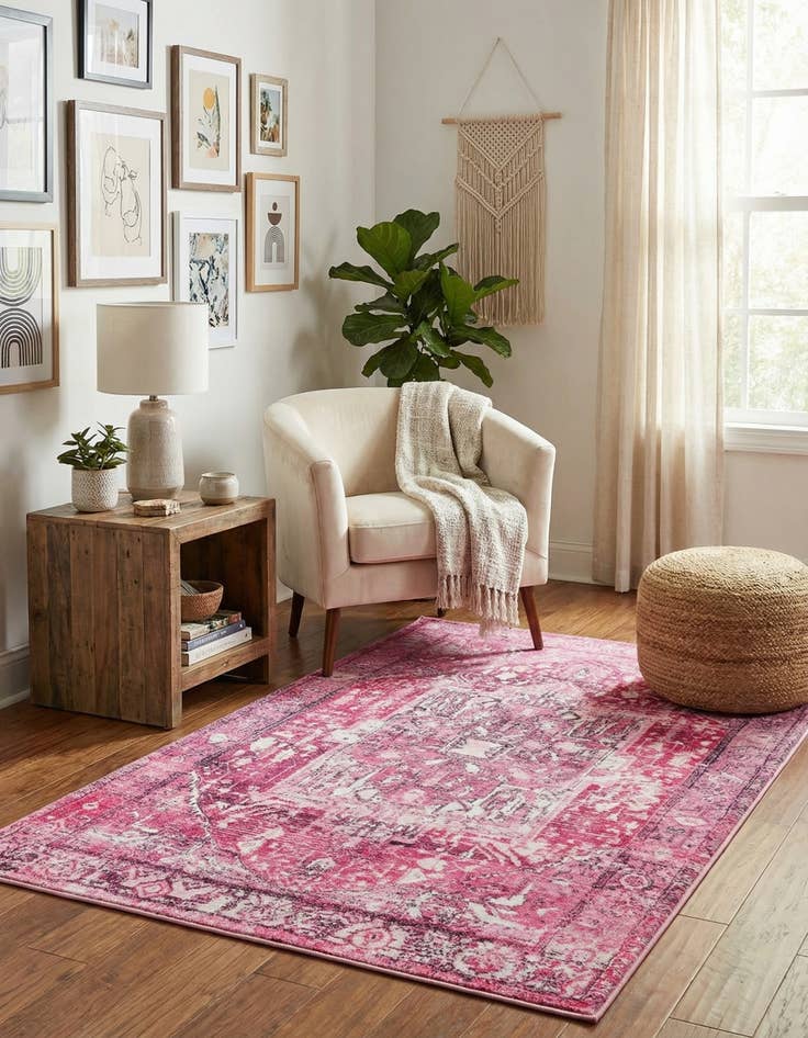 Detail image of 3' 3 x 5' 3 Medina Rug