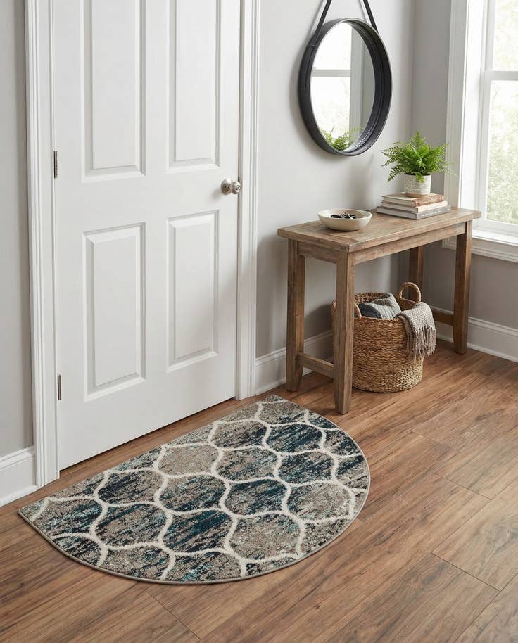 Detail image of 2' 7 x 4' Lattice Frieze Hearth Rug
