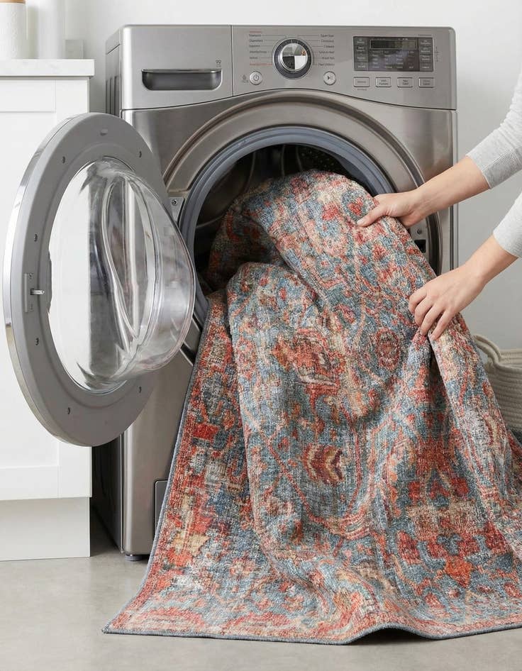 Detail image of  7' 3 x 7' 3  Washable Nostalgia Square Rug