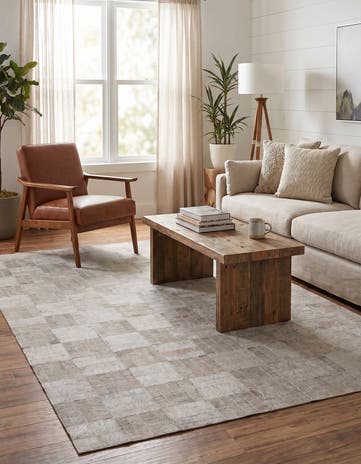 4' 2 x 6' 5 Cowhide Rug