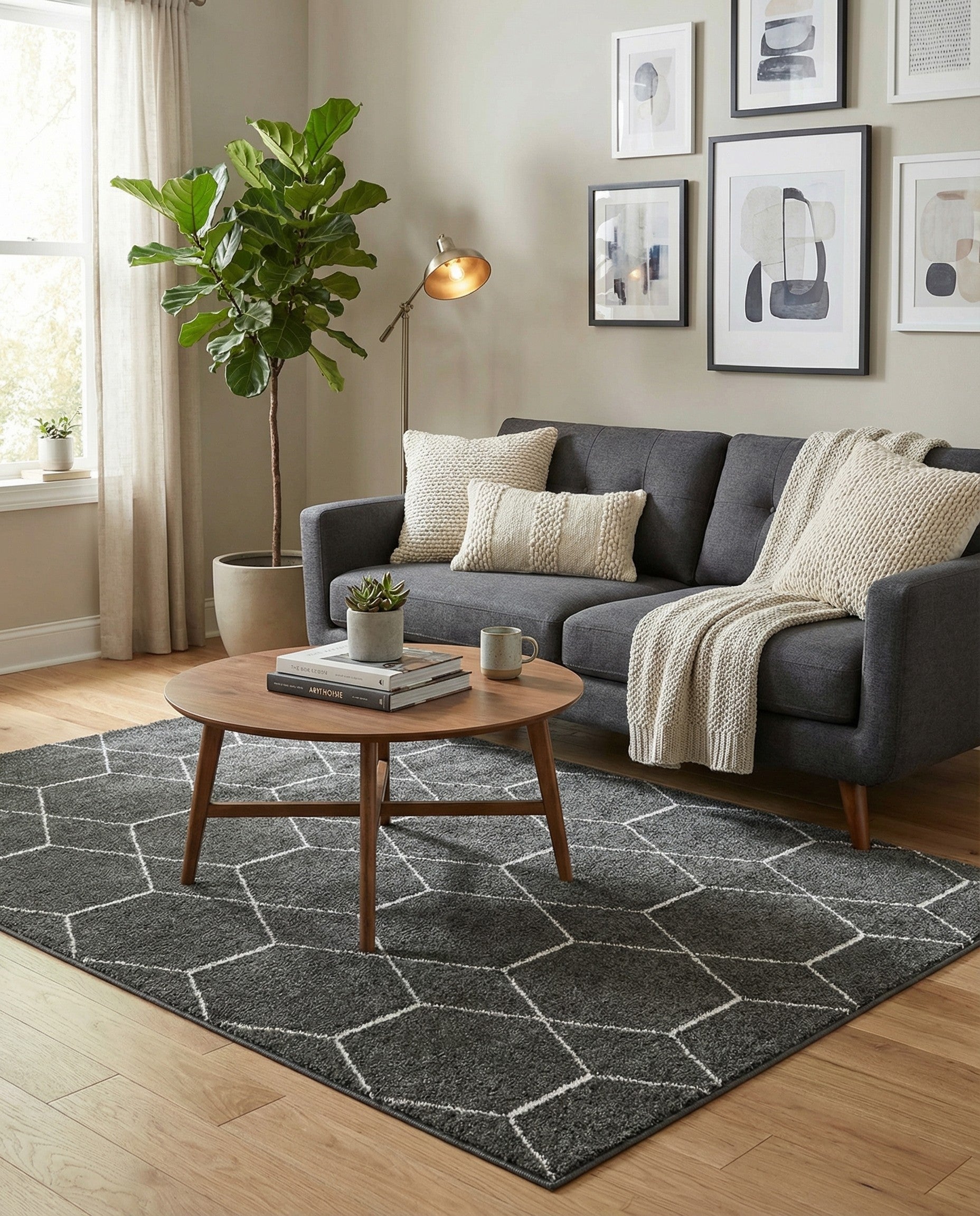  4' x 6' Lattice Frieze Rug