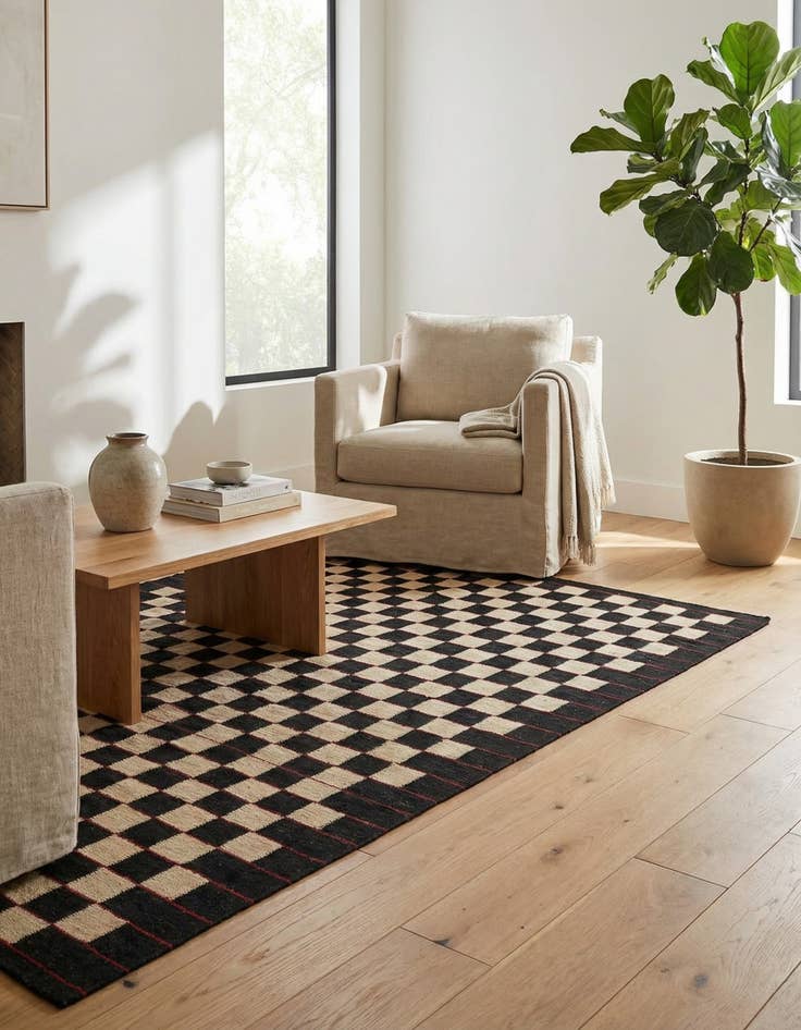 Detail image of 4' 2 x 5' 9  Hand Woven Kilim Modern Wool Rug