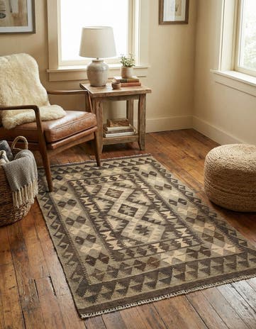 3' x 5' Hand Woven Kilim Maymana Wool Rug