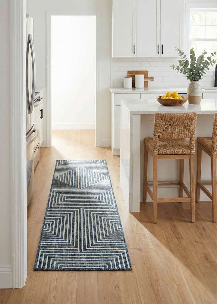 2' x 6' Easy-Clean Modern Indoor / Outdoor Runner Rug