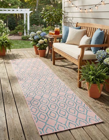 2' x 8' Easy-Clean Jill Zarin Turks and Caicos Indoor / Outdoor Runner Rug